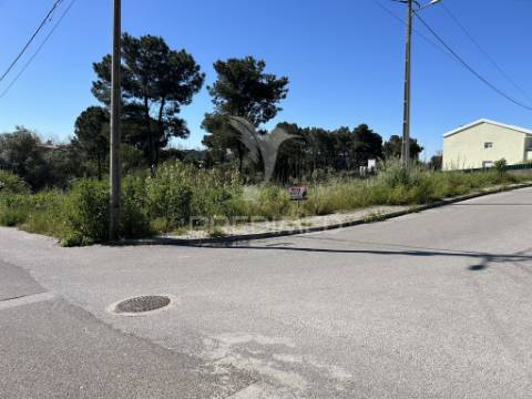 Lote para construção em azeitão