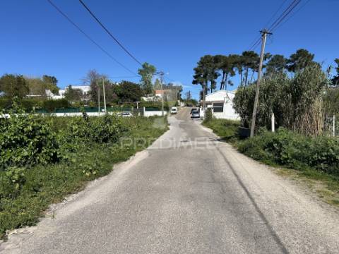 Lote para construção em azeitão