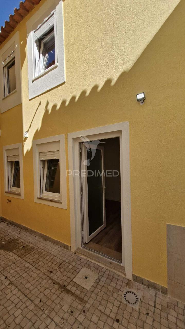 Moradia t1 totalmente remodelada e equipada para arrendamento