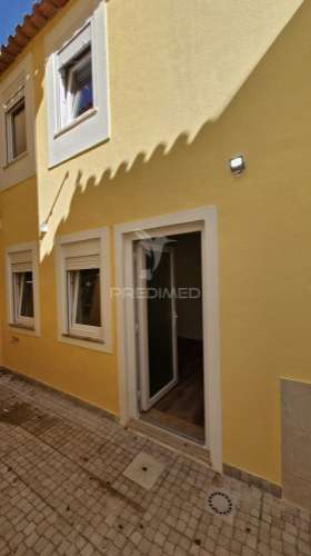 Moradia t1 totalmente remodelada e equipada para arrendamento