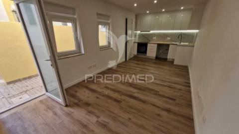 Moradia t1 totalmente remodelada e equipada para arrendamento