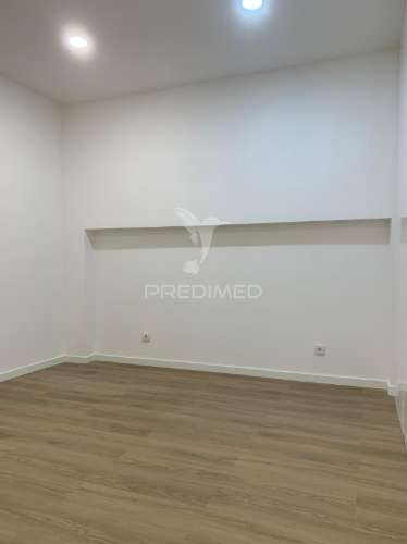 Apartamento t3 barão do corvo