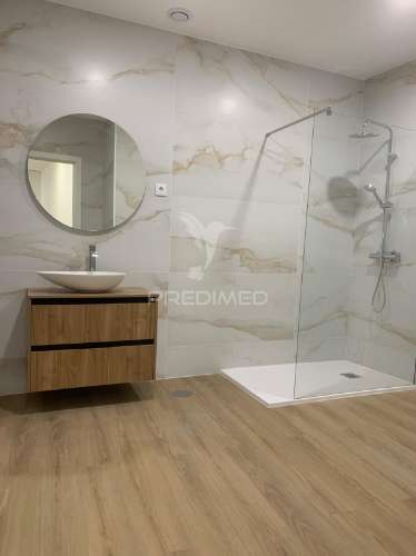 Apartamento t3 barão do corvo