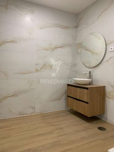 Apartamento t3 barão do corvo