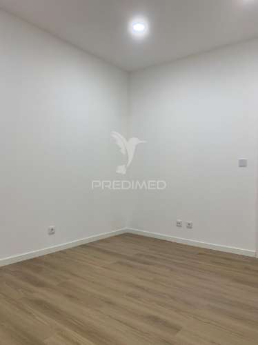 Apartamento t3 barão do corvo