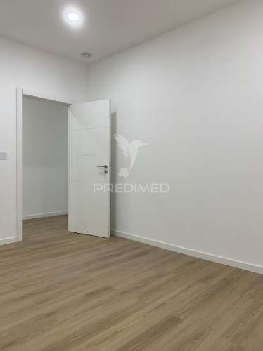 Apartamento t3 barão do corvo