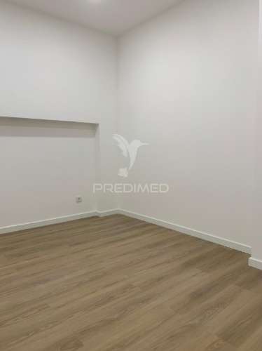 Apartamento t3 barão do corvo