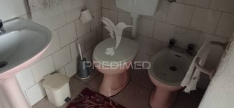 Casa r/chão e 1º andar, alpalhão, nisa