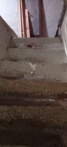 Casa r/chão e 1º andar, alpalhão, nisa