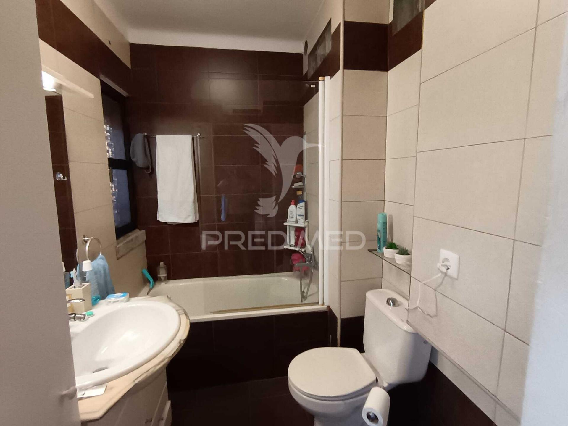 Apartamento t4 espaçoso em zona privilegiada de elvas