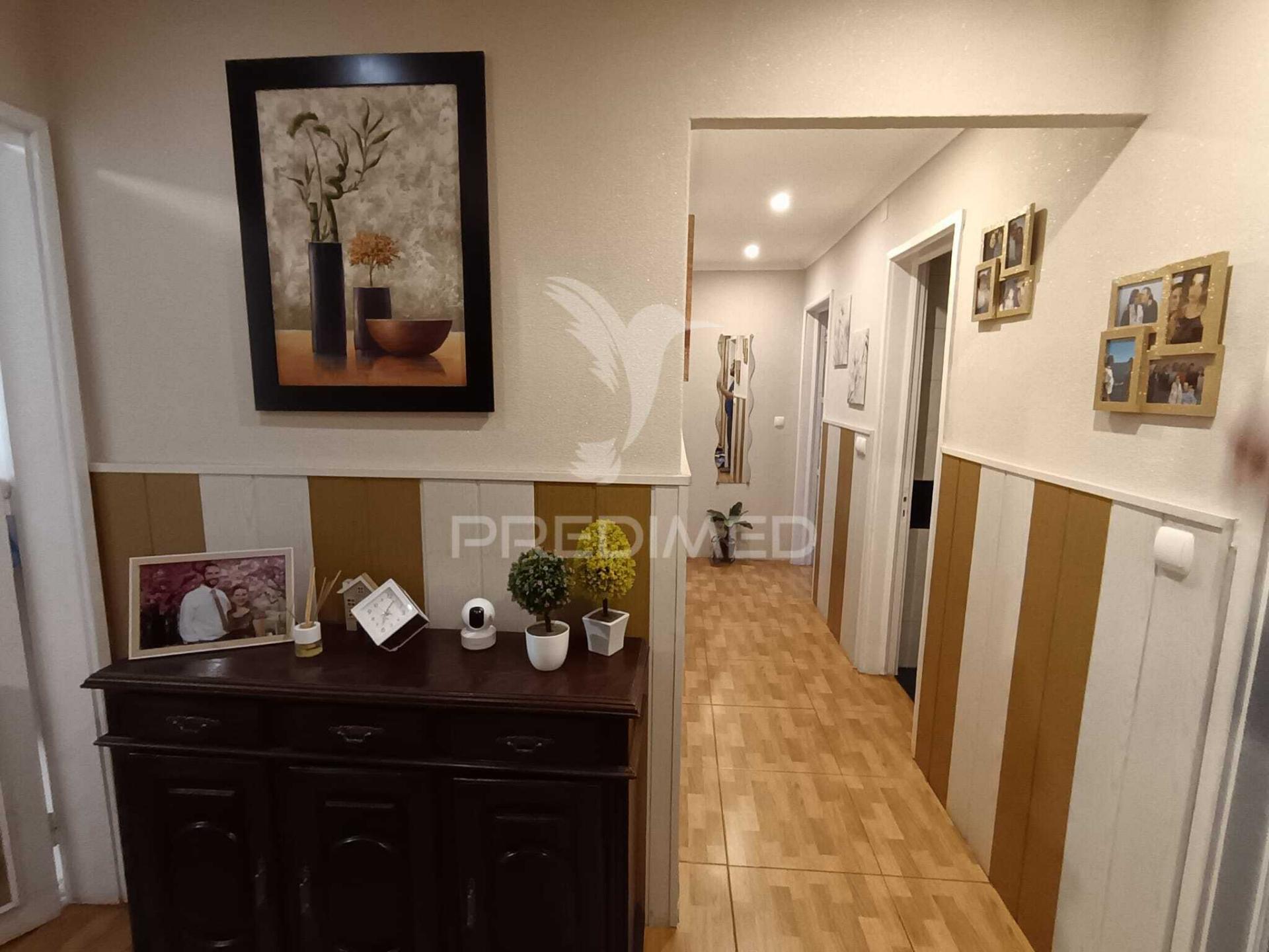 Apartamento t4 espaçoso em zona privilegiada de elvas