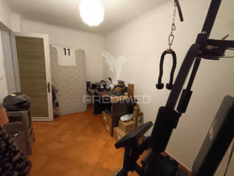 Apartamento t4 espaçoso em zona privilegiada de elvas