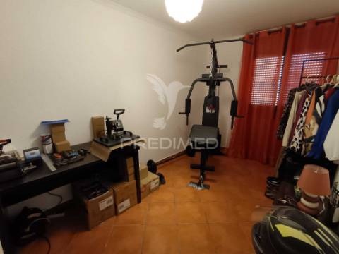 Apartamento t4 espaçoso em zona privilegiada de elvas