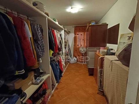 Apartamento t4 espaçoso em zona privilegiada de elvas