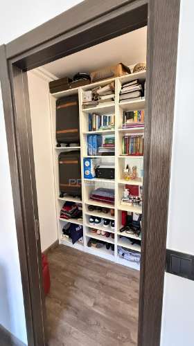 Amplo t1 remodelado com closet e open space | perto da praia e do comboio