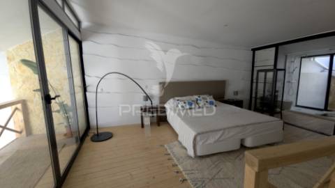 Loft t1 único — luz, conforto e design com personalidade