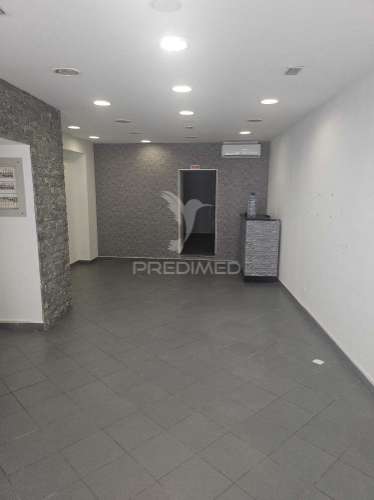 Loja no centro de elvas - comércio- serviços