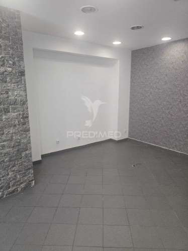 Loja no centro de elvas - comércio- serviços