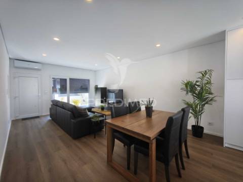 Moradia t3 moderna com piscina no porto alto