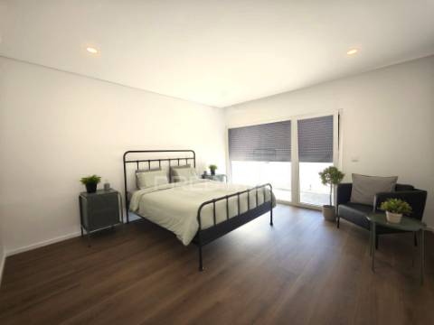 Moradia t3 moderna com piscina no porto alto