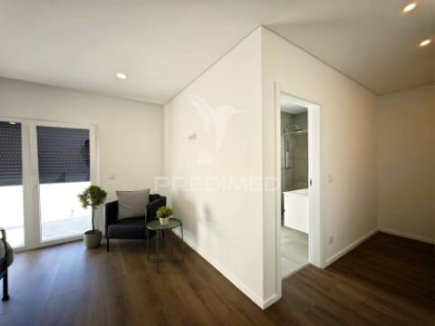 Moradia t3 moderna com piscina no porto alto