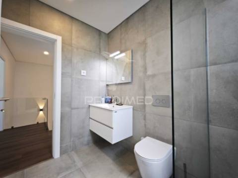 Moradia t3 moderna com piscina no porto alto