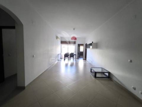 Apartamento t1+1 em albufeira