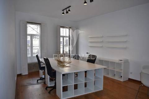 Escritório no centro do porto