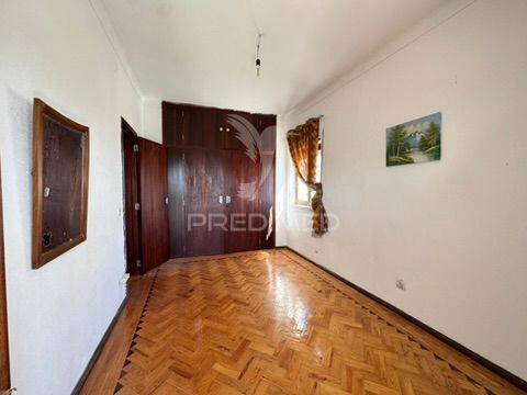 Moradia t5 mouriscas