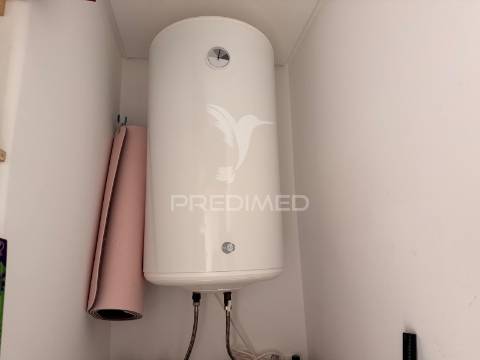 Apartamento t2 renovado no centro de palmela