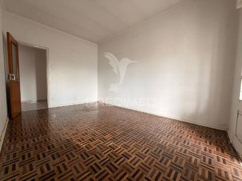 Apartamento t2 - centro de setúbal