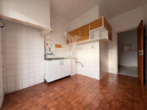 Apartamento t2 - centro de setúbal