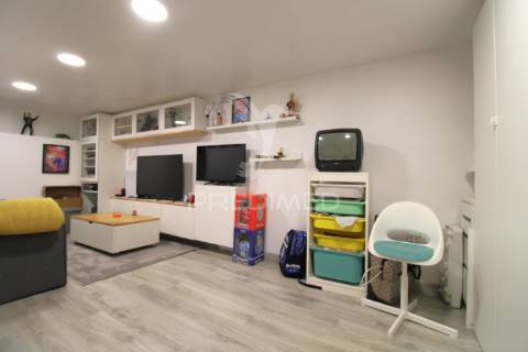 Moradia t3 com espaço exterior na areosa, porto