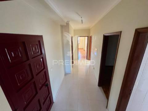 Apartamento t2+1 macedo de cavaleiros
