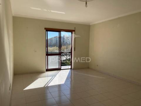 Apartamento t2+1 macedo de cavaleiros
