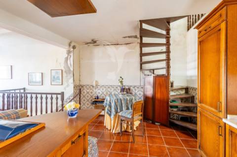 Moradia independente t2, no coração do centro histórico de évora