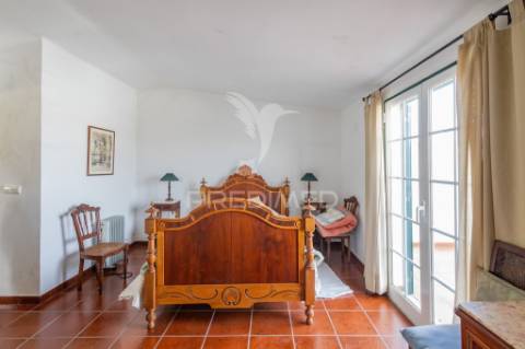 Moradia independente t2, no coração do centro histórico de évora