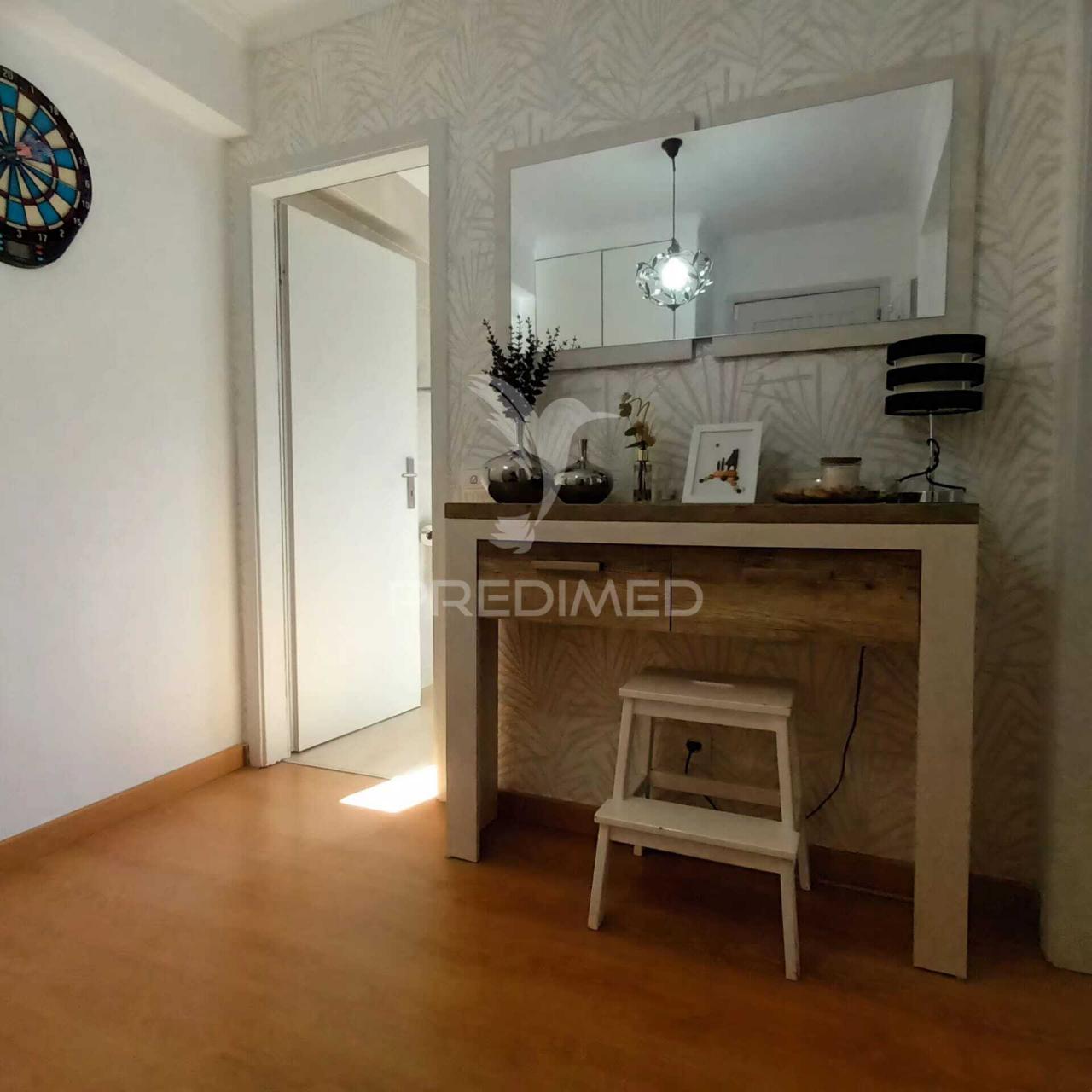 T2  duplex laranjeiro almada