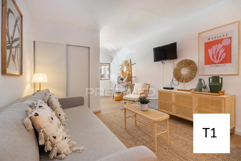 Apartamento t1 para arrendamento de longa duração — albufeira