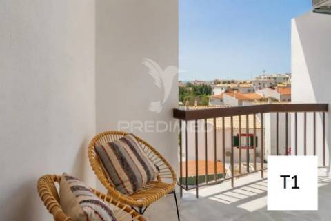Apartamento t1 para arrendamento de longa duração — albufeira