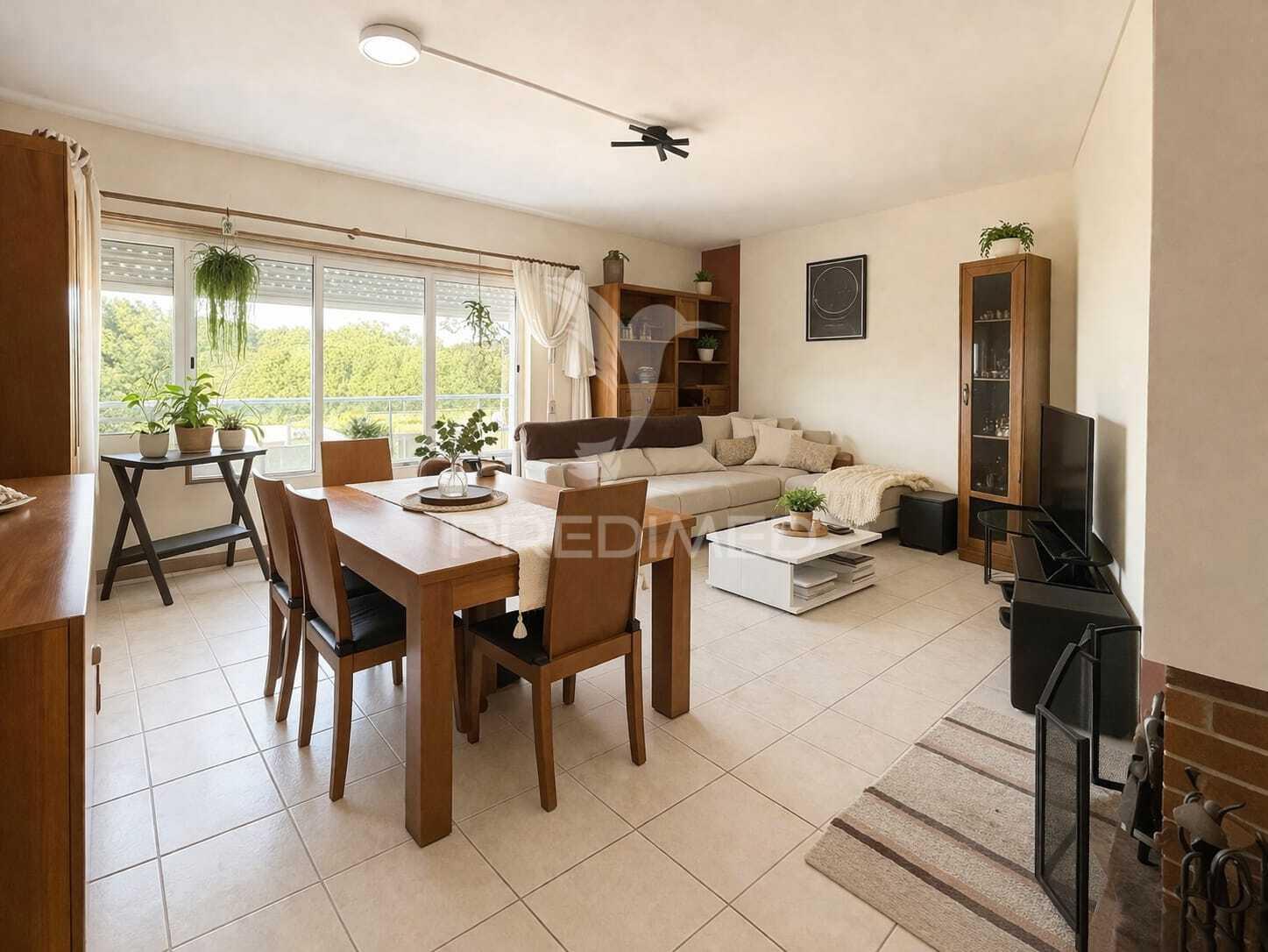 Apartamento t2 com terraço e vista mar