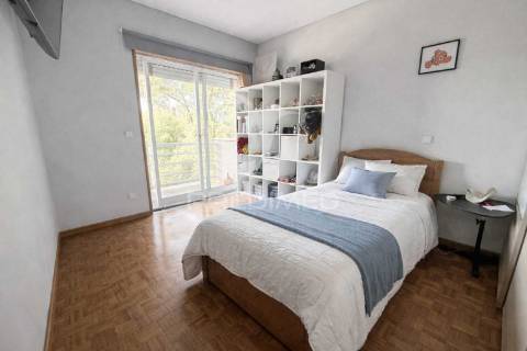 Apartamento t2 com terraço e vista mar