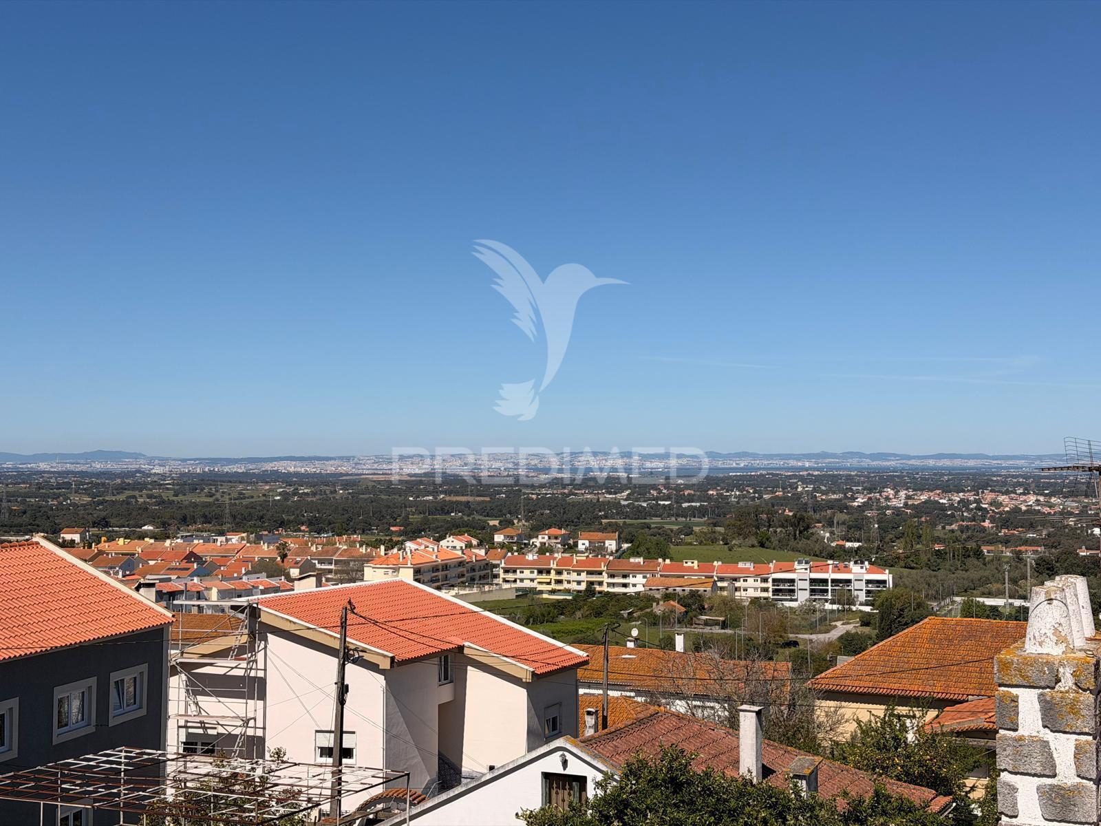 Moradia isolada t3 no vale dos barris em palmela