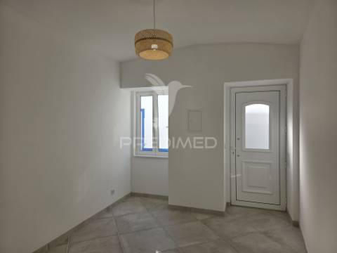 Casa de pescador renovada com açoteia e mirante – olhão