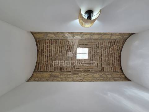 Casa de pescador renovada com açoteia e mirante – olhão