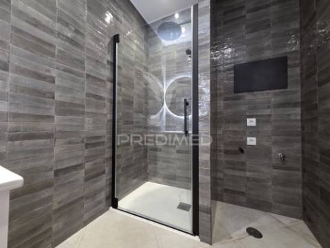 Casa de pescador renovada com açoteia e mirante – olhão