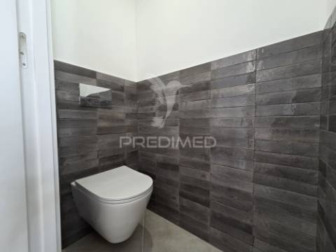 Casa de pescador renovada com açoteia e mirante – olhão