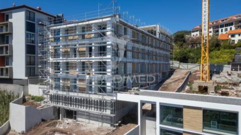 Apartamento t2 - no centro caniço