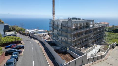 Apartamento t2 - no centro caniço