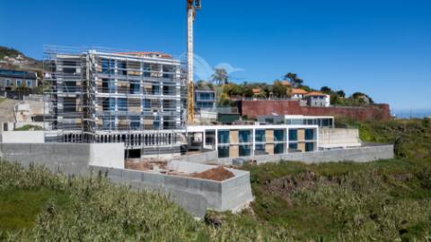 Apartamento t2 - no centro caniço